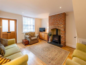 Pass the Keys Elegant and stylish townhouse central Ludlow
